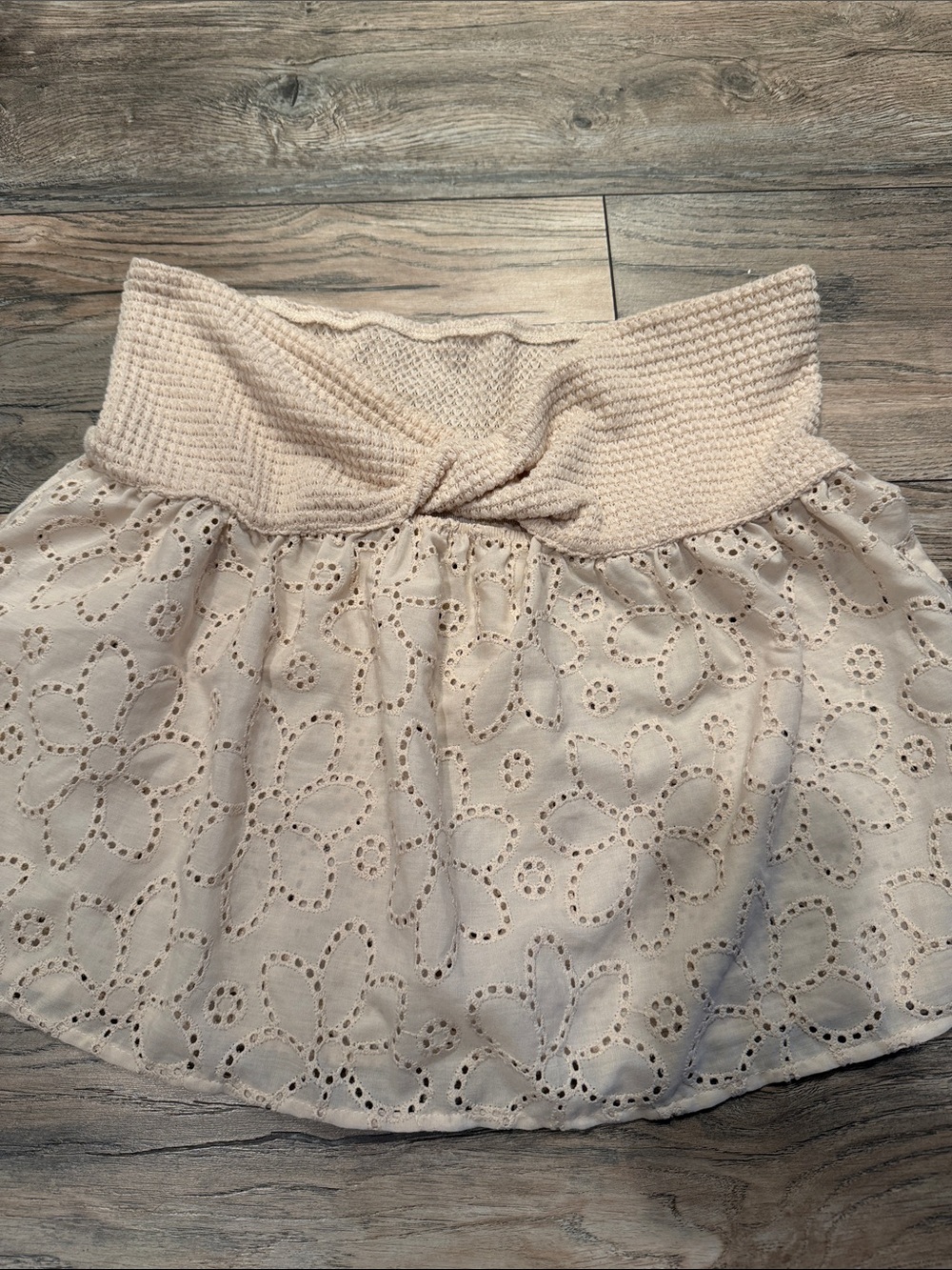 SHEIN Cream Eyelet Bandeau Crop Top